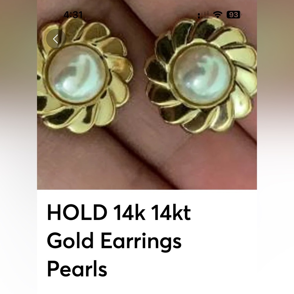 14k Gold Pearl Earrings